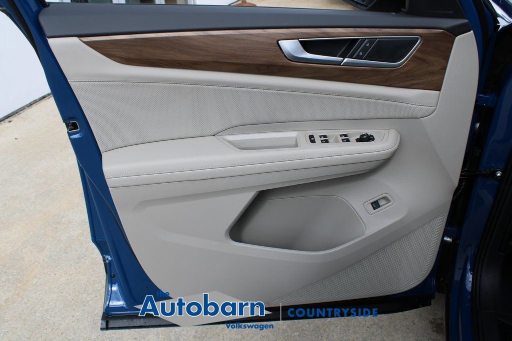 2026 Volkswagen Atlas SE w/Tech - Photo 9