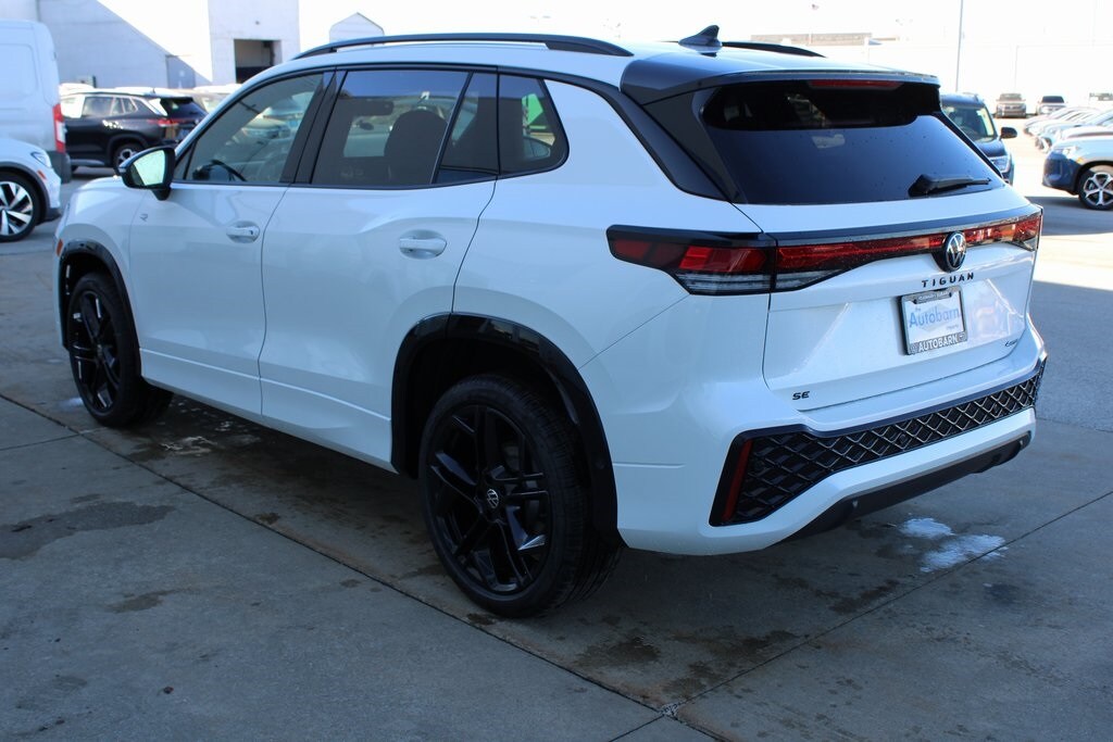 New 2026 Volkswagen Tiguan 2.0T SE R-Line Black SUV