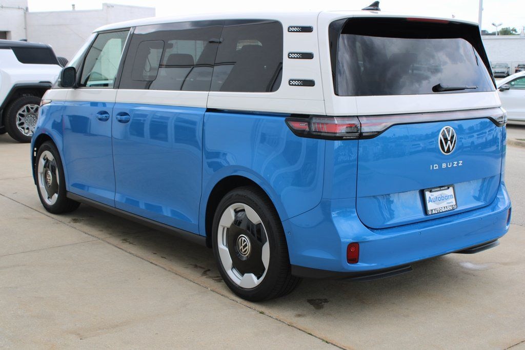 New 2025 Volkswagen ID. Buzz Pro S Van Passenger Van