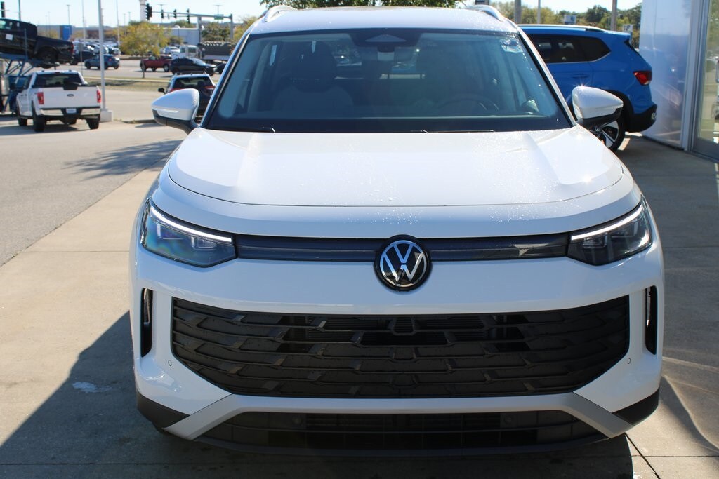 New 2025 Volkswagen Tiguan 2.0T S SUV