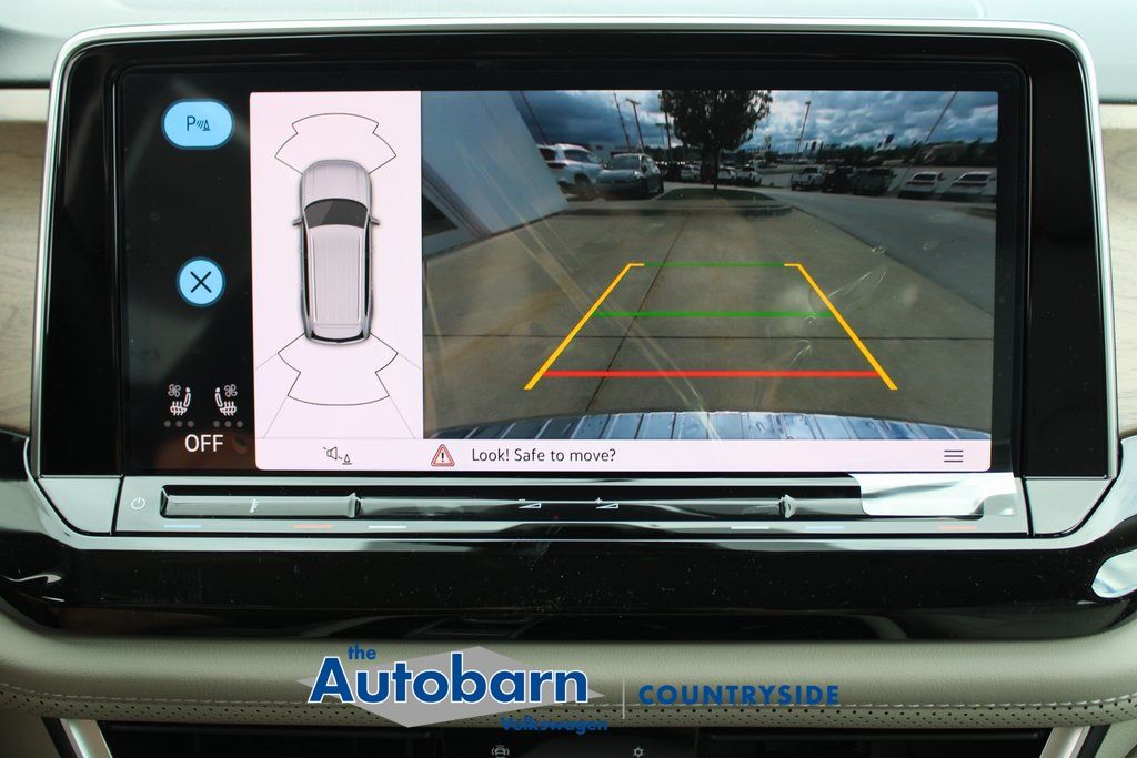 2026 Volkswagen Atlas SE w/Tech - Photo 14