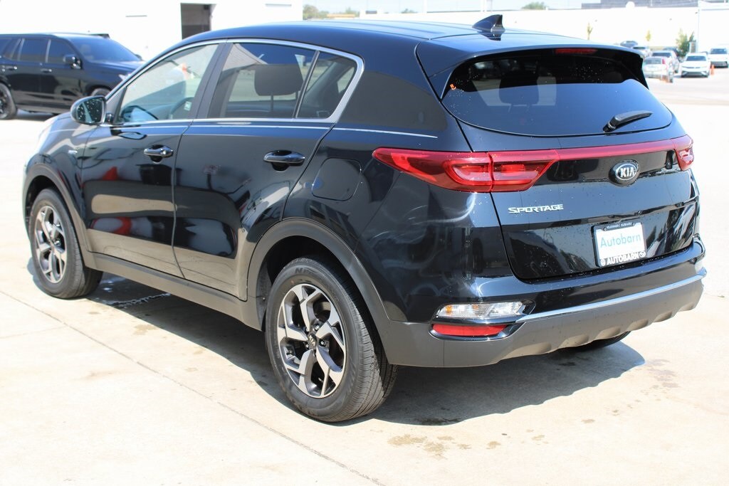 2020 Kia Sportage LX photo 3