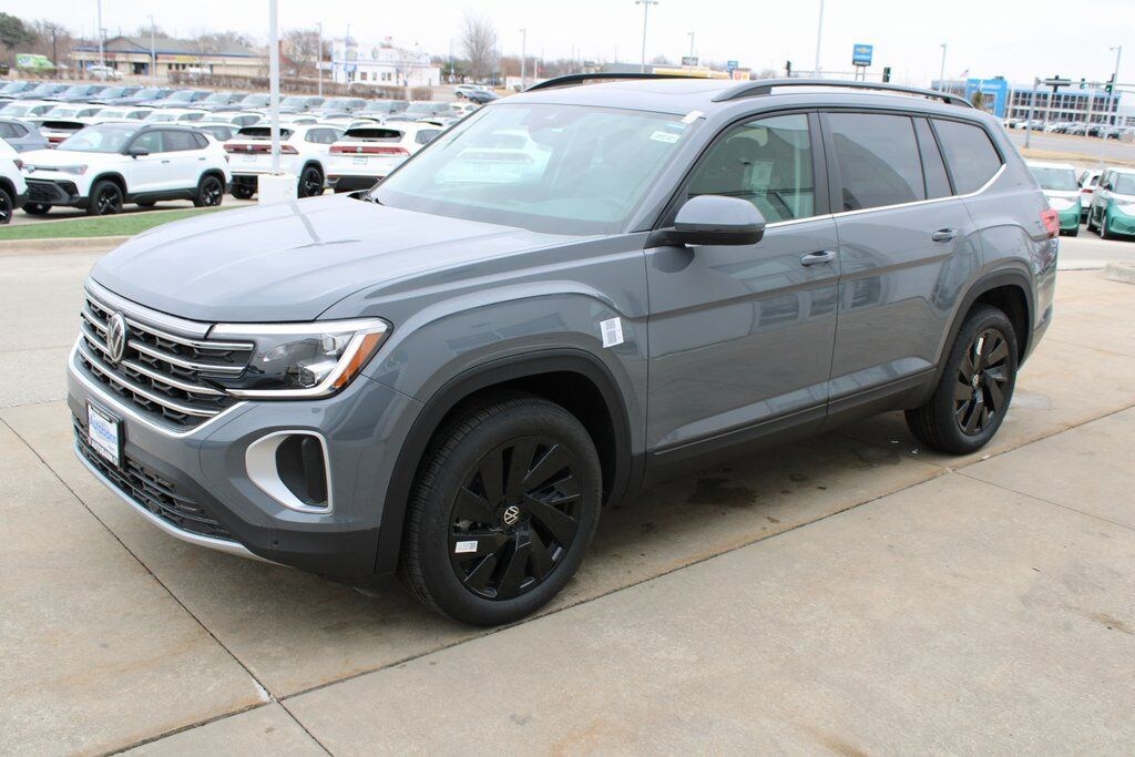 New 2026 Volkswagen Atlas 2.0T SE w/Technology SUV