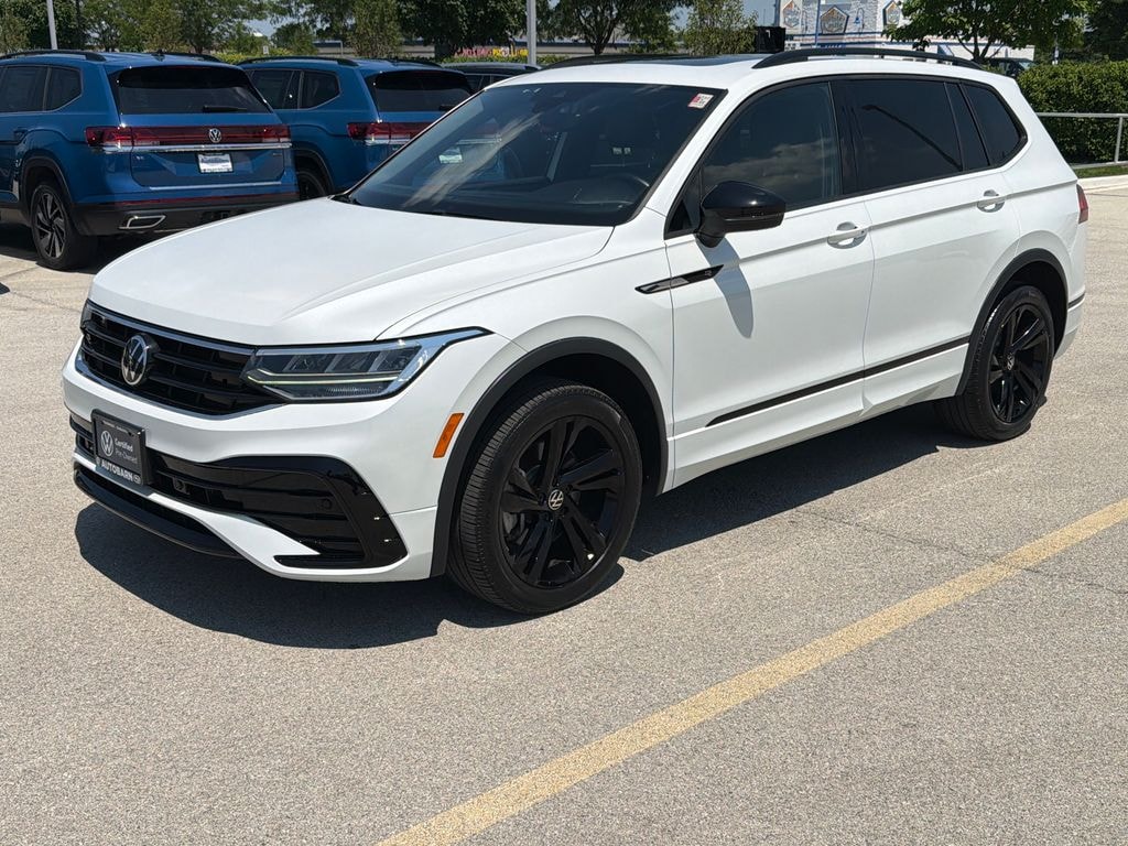 Certified 2023 Volkswagen Tiguan 2.0T SE R-Line Black SUV