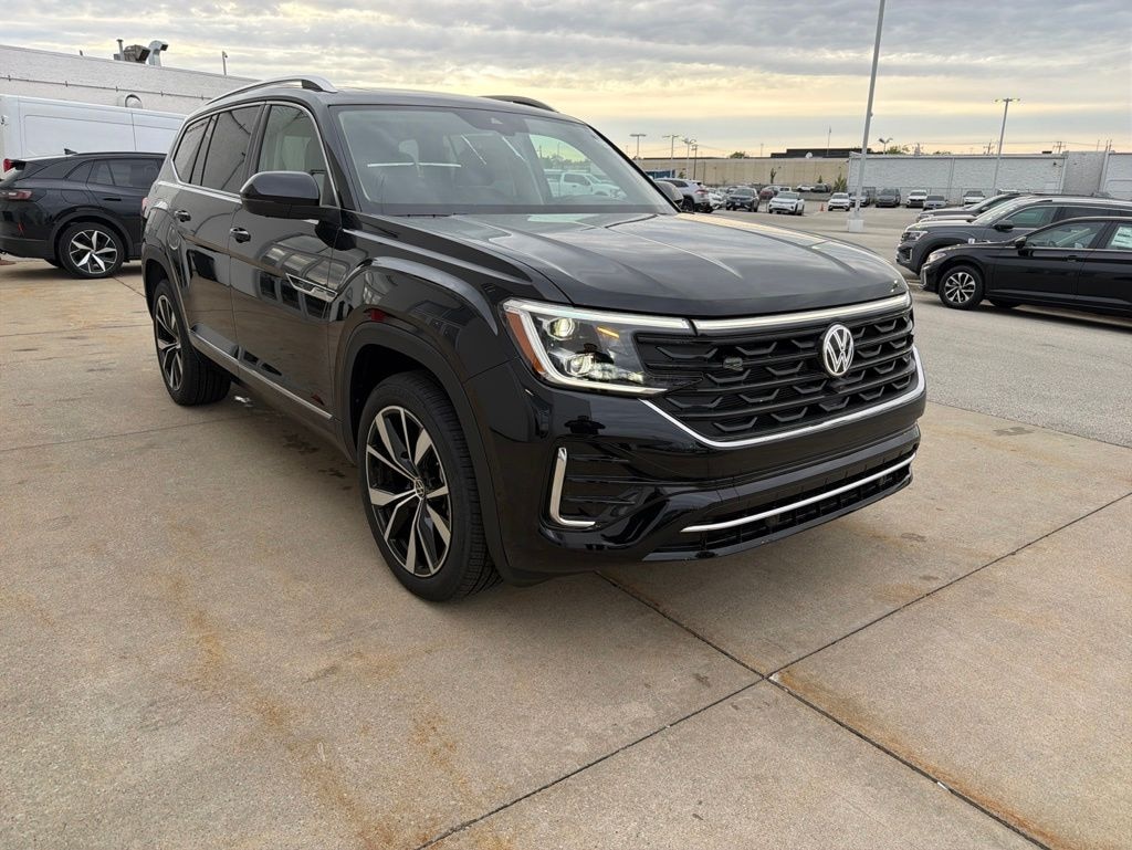 New 2026 Volkswagen Atlas 2.0T SEL Premium R-Line SUV