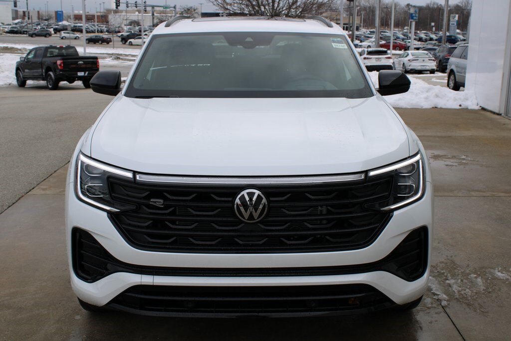 New 2026 Volkswagen Atlas Cross Sport 2.0T SEL R-Line Black SUV