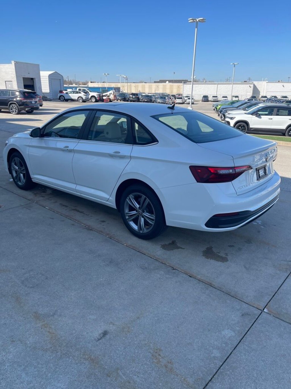 Certified 2024 Volkswagen Jetta 1.5T SE Sedan