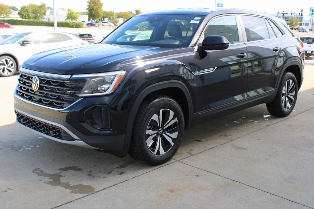 New 2026 Volkswagen Atlas Cross Sport 2.0T SE SUV