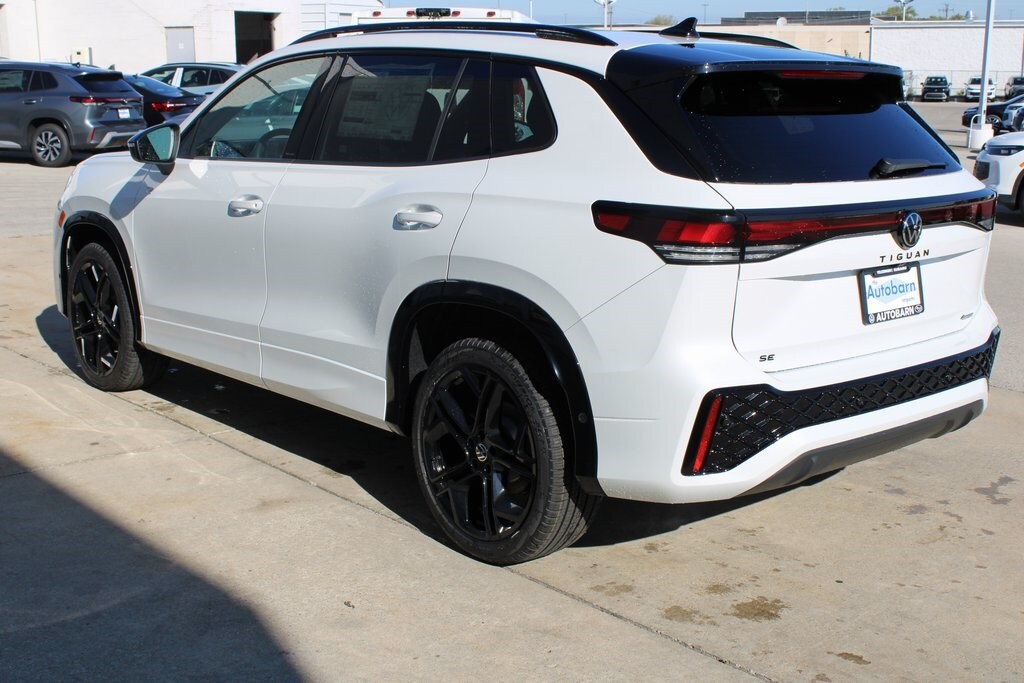 New 2025 Volkswagen Tiguan 2.0T SE R-Line Black SUV