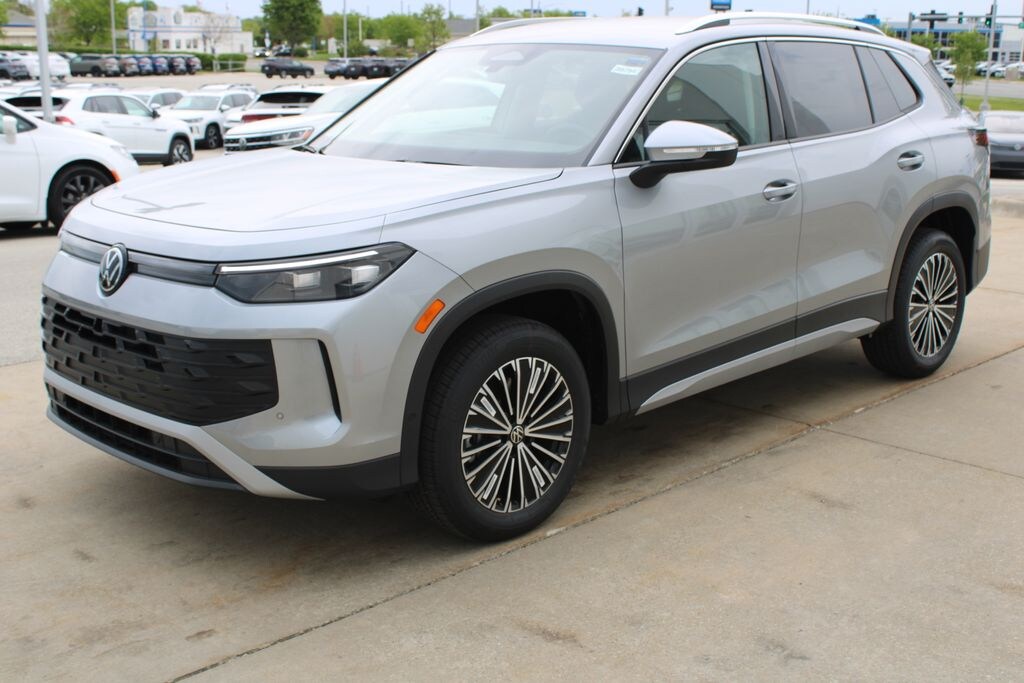New 2026 Volkswagen Tiguan 2.0T S SUV