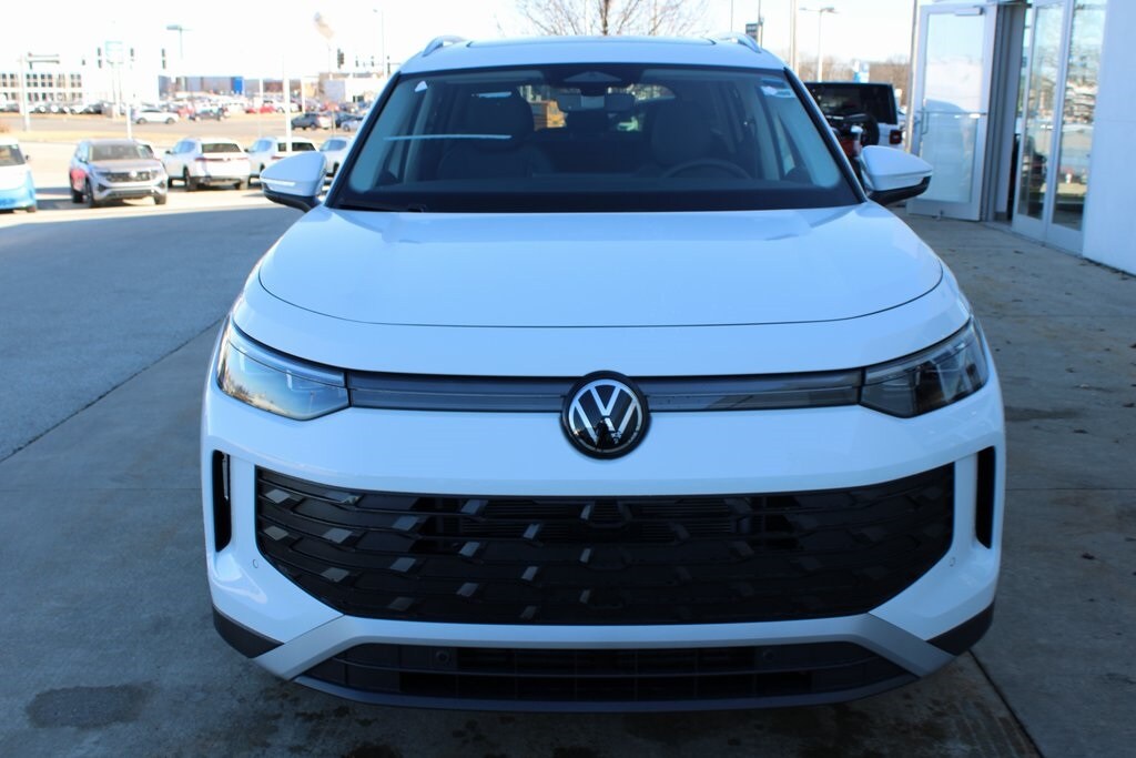 New 2026 Volkswagen Tiguan 2.0T SE SUV