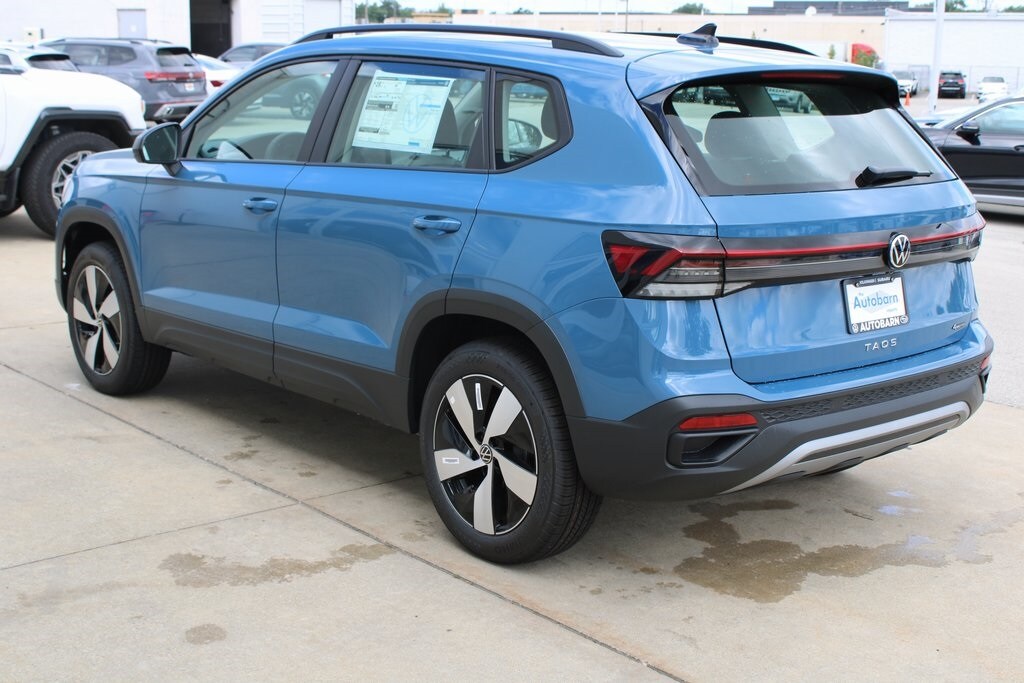 2025 Volkswagen Taos S photo 4
