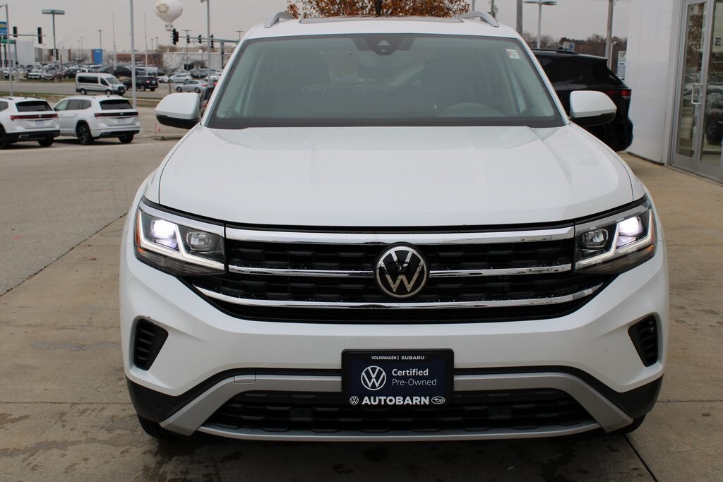 2022 Volkswagen Atlas SEL photo 2