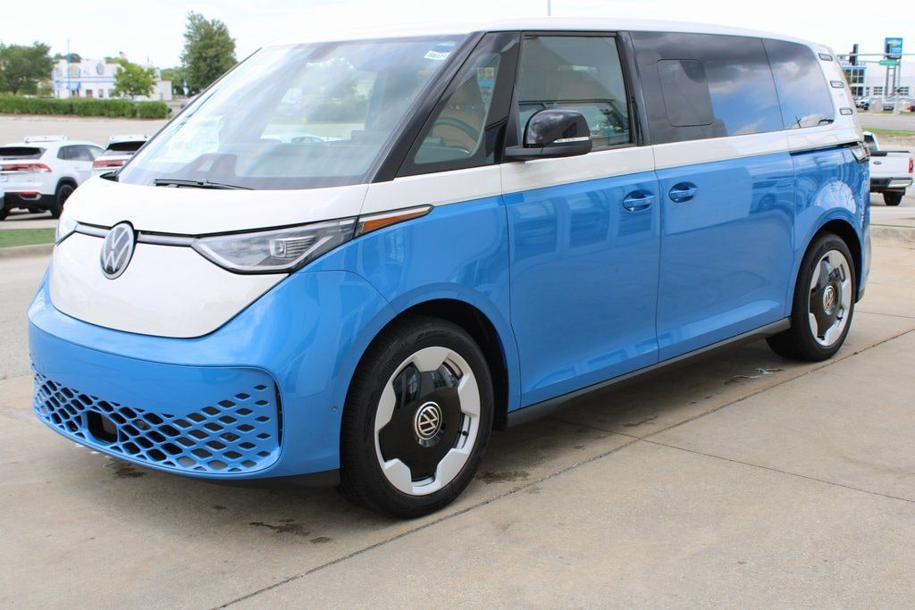 New 2025 Volkswagen ID. Buzz Pro S Van Passenger Van