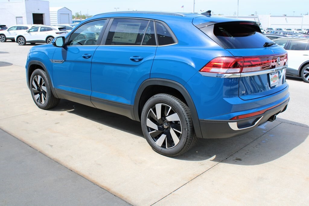 2025 Volkswagen Atlas Cross Sport SE Technology photo 4
