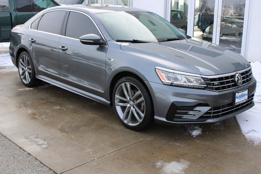 2019 Volkswagen Passat SE R-Line