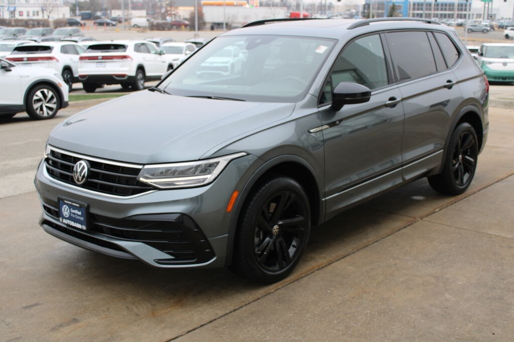 Certified 2024 Volkswagen Tiguan 2.0T SE R-Line Black SUV