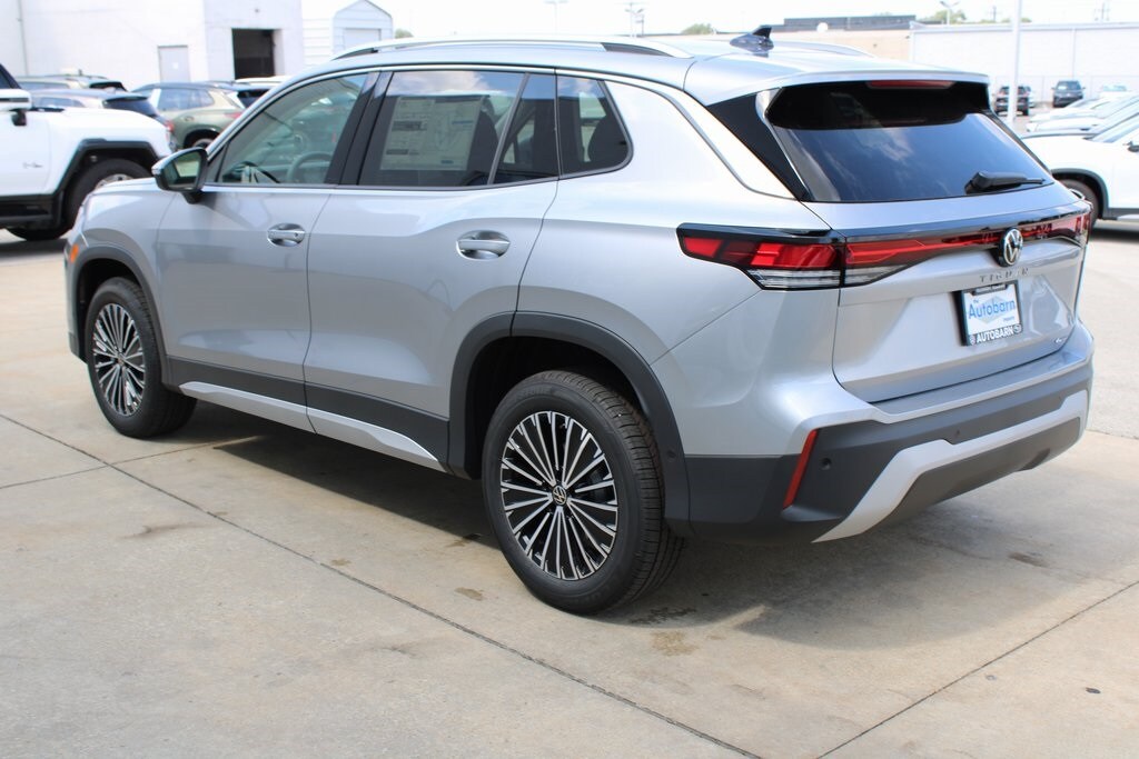 2025 Volkswagen Tiguan S photo 4