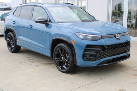 2025 Volkswagen Tiguan 2.0T SE R-Line Black SUV