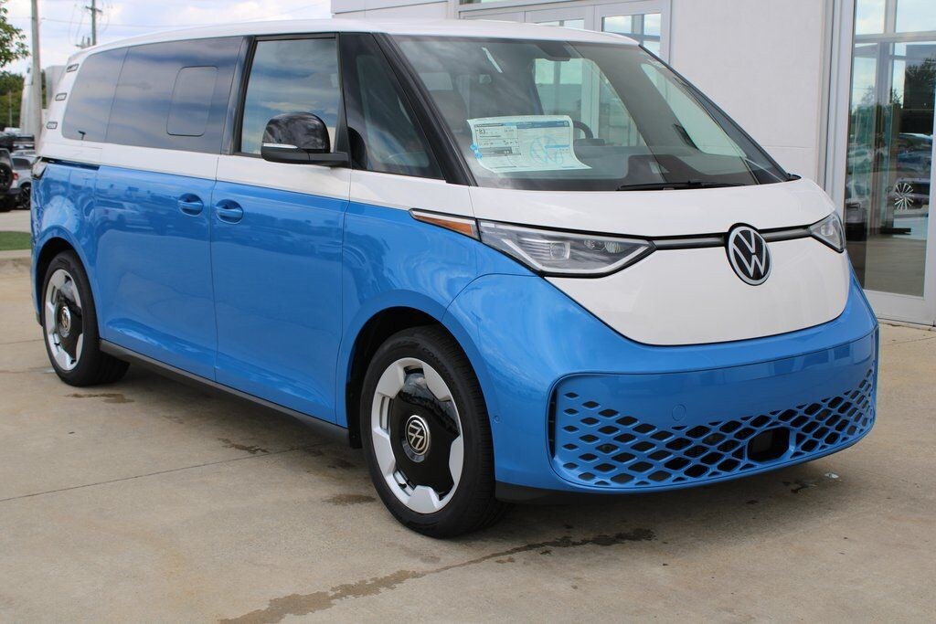New 2025 Volkswagen ID. Buzz Pro S Van Passenger Van