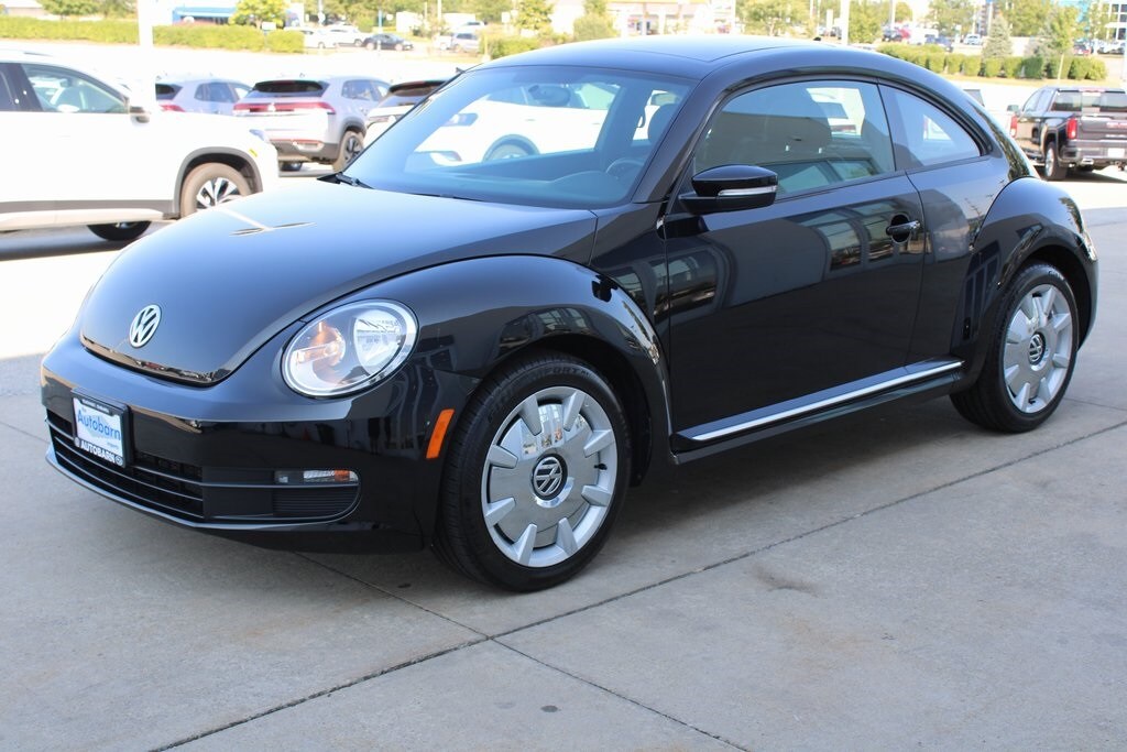 2013 Volkswagen Beetle 2.5L photo 3