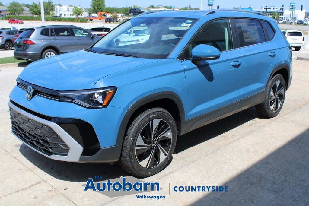 Used 2025 Volkswagen Taos 1.5T SE SUV