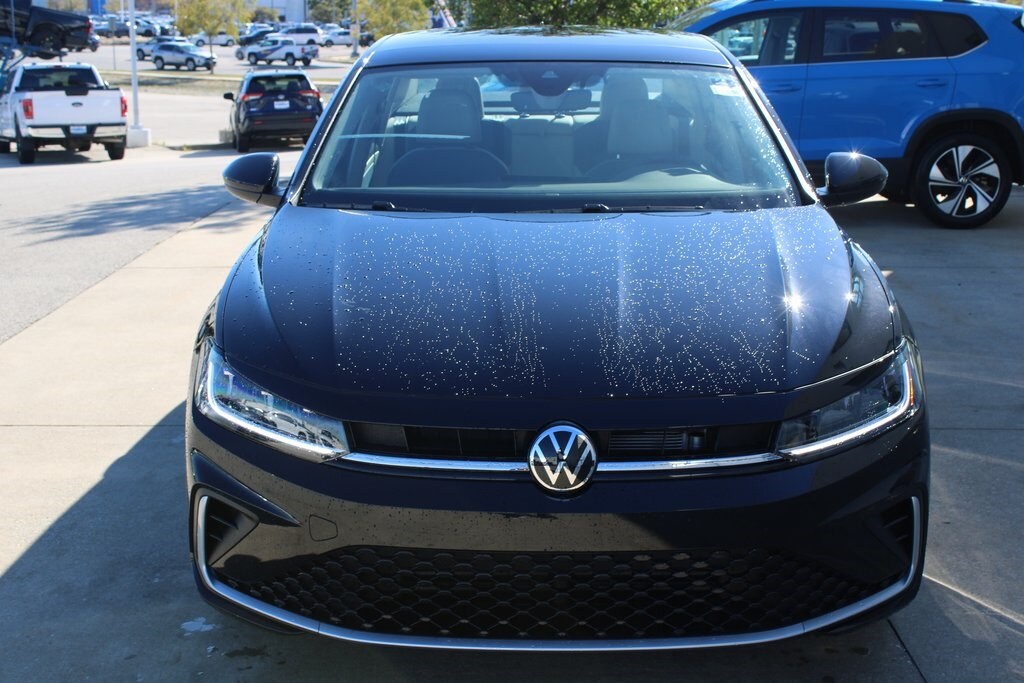 New 2026 Volkswagen Jetta 1.5T SE Sedan