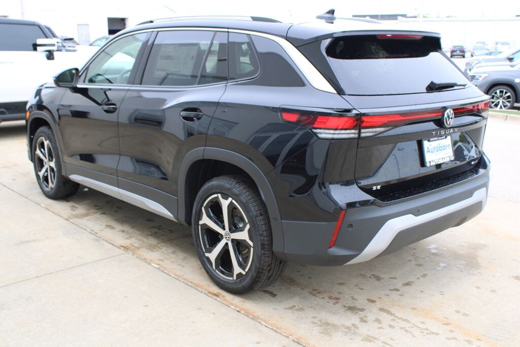 New 2026 Volkswagen Tiguan 2.0T SE SUV