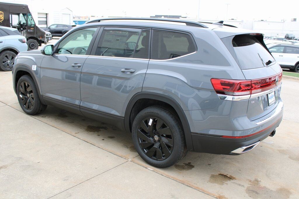 New 2026 Volkswagen Atlas 2.0T SE w/Technology SUV