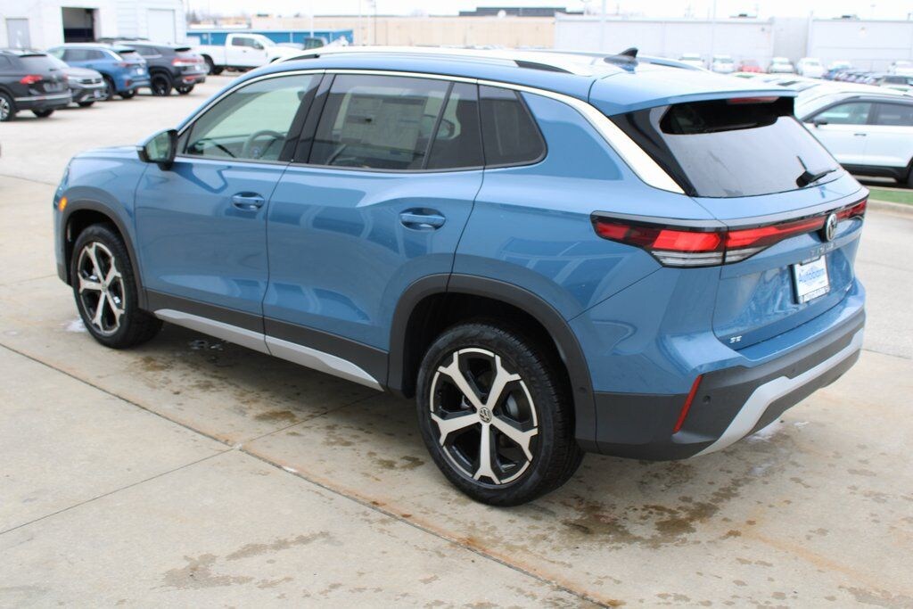 New 2026 Volkswagen Tiguan 2.0T SE SUV