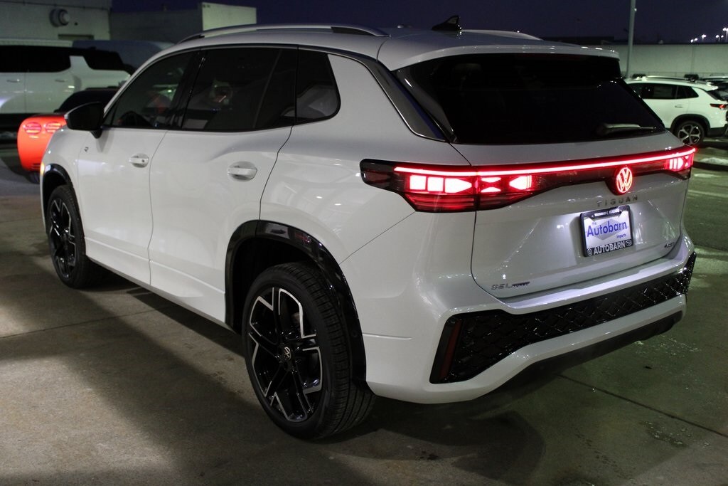 New 2026 Volkswagen Tiguan 2.0T SEL R-Line Turbo SUV