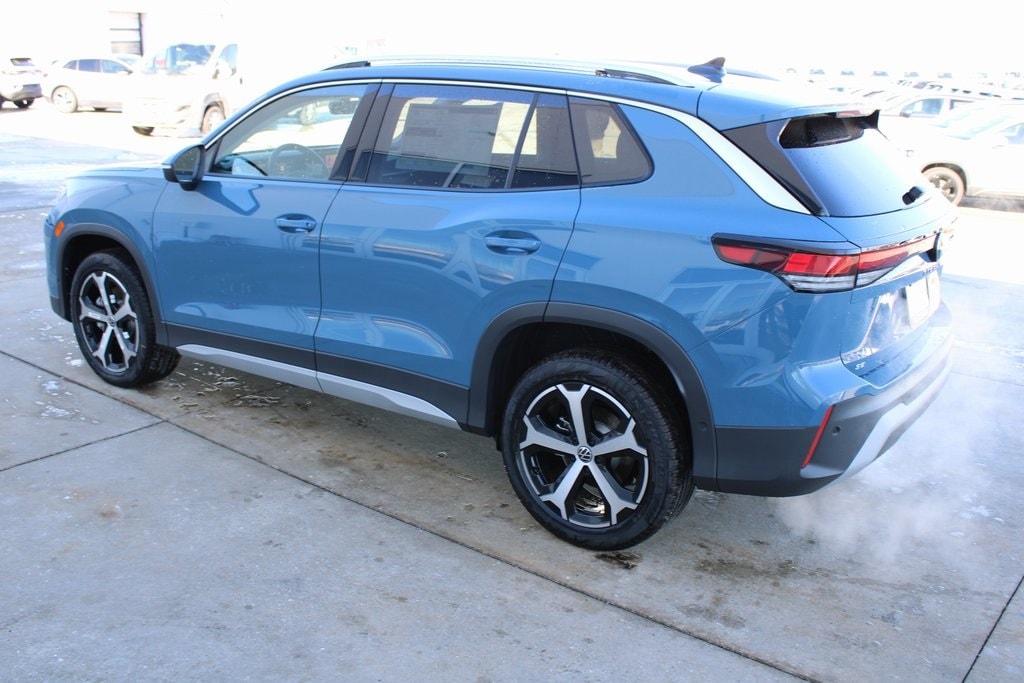 New 2026 Volkswagen Tiguan 2.0T SE SUV