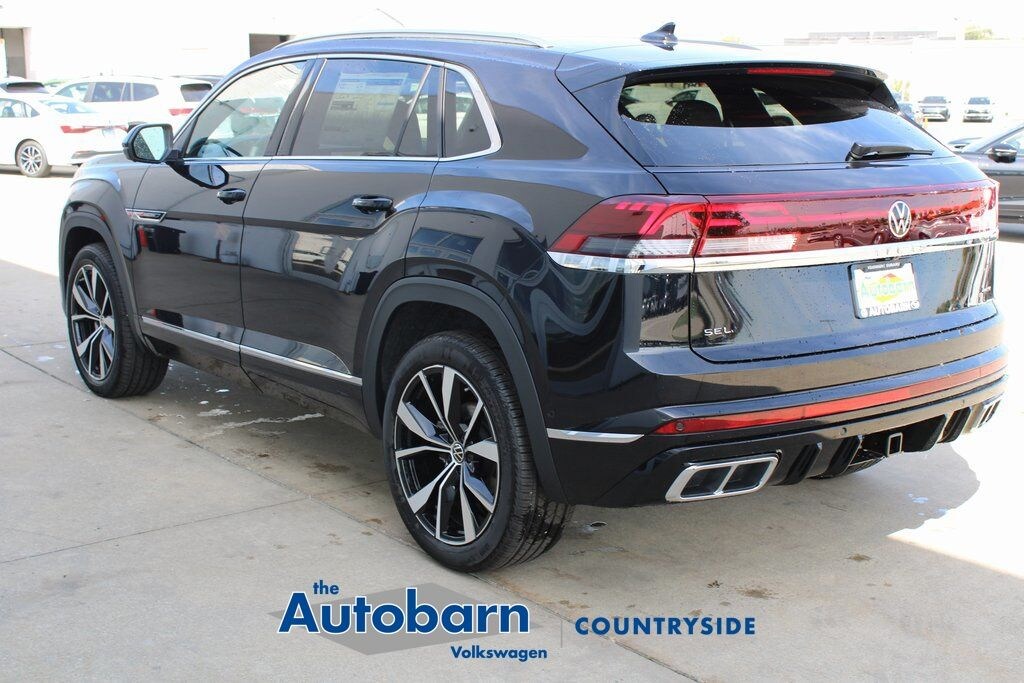 New 2026 Volkswagen Atlas Cross Sport 2.0T SEL Premium R-Line SUV