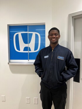 Staff member Nouh Fofana from ID_3aa487fae772