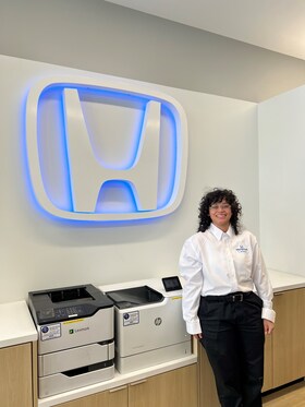 Staff member Scarlette Hernandez from ID_5e6975367f33