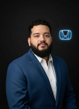 Staff member Jose Mata from ID_5e6975367f33