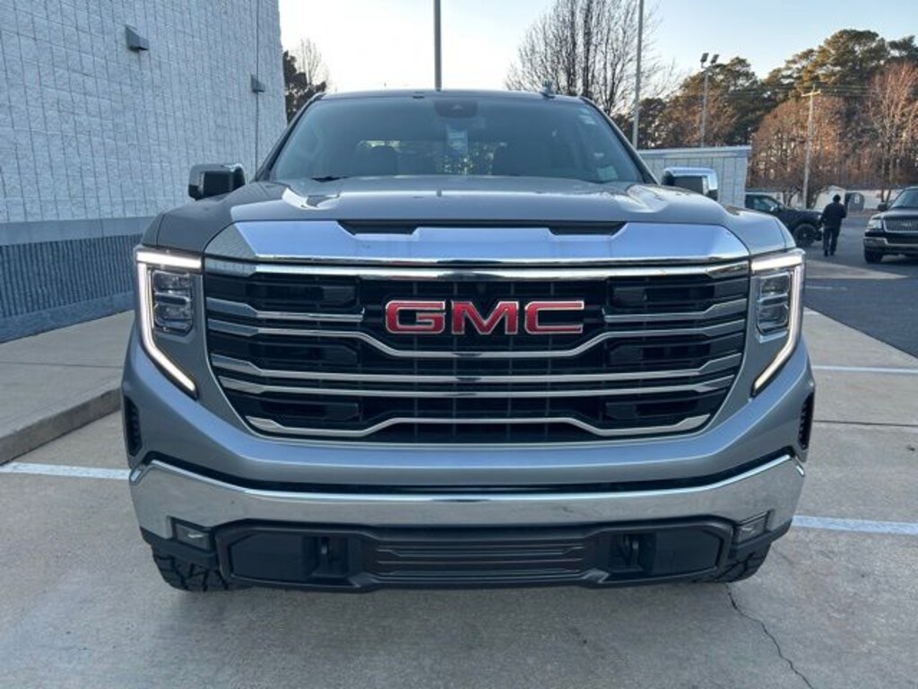 Used 2024 GMC Sierra 1500 SLT Truck