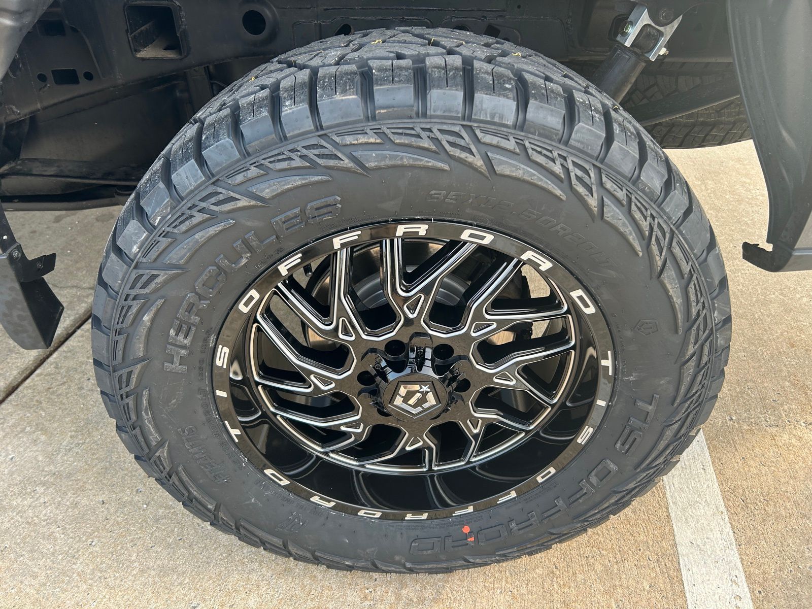 2023 Ford F-150 XLT - Photo 11
