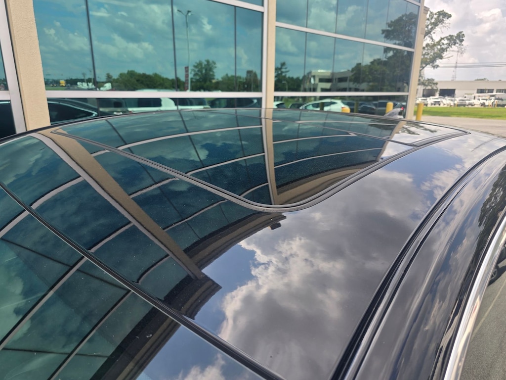 Certified 2019 Buick Lacrosse Essence Sedan