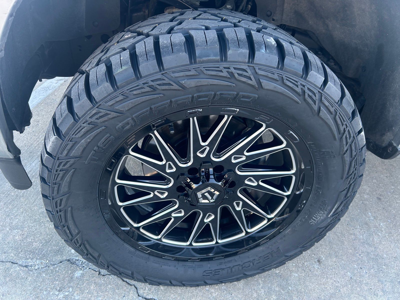 2023 Ford F-150 XL - Photo 9