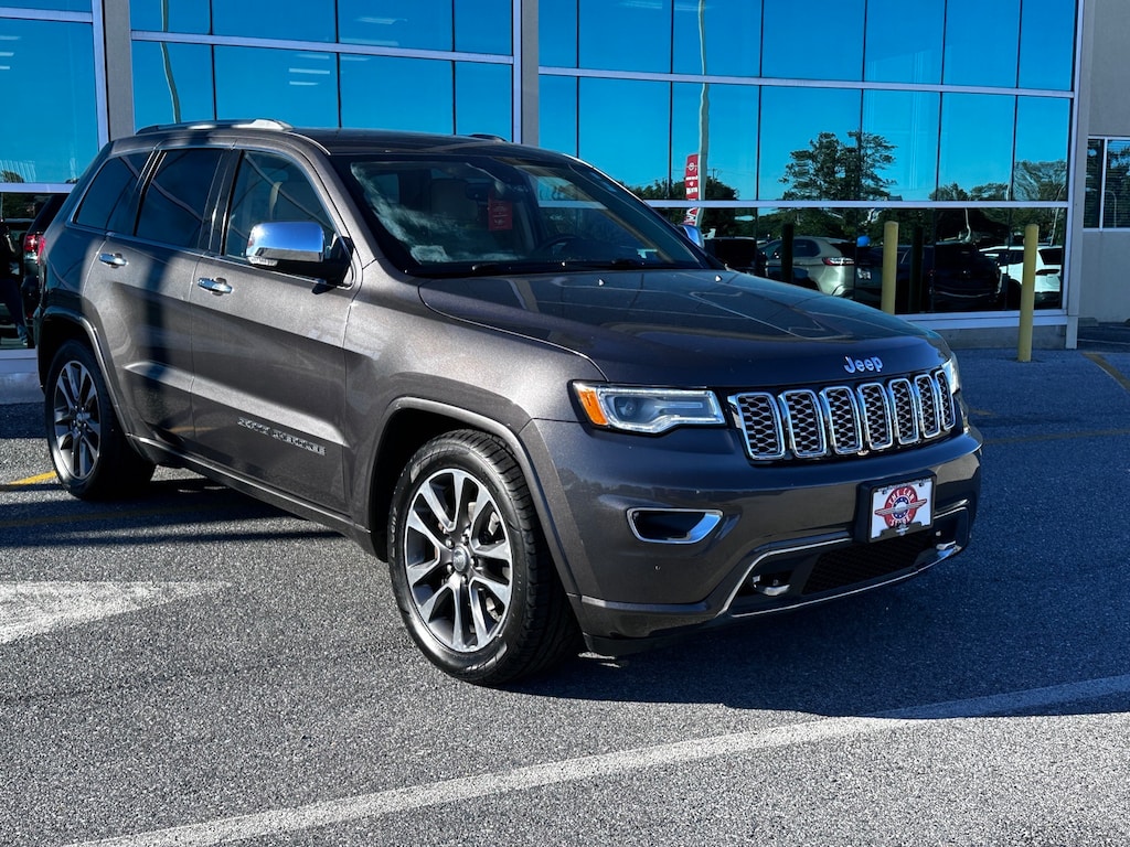 Used 2018 Jeep Grand Cherokee Overland SUV