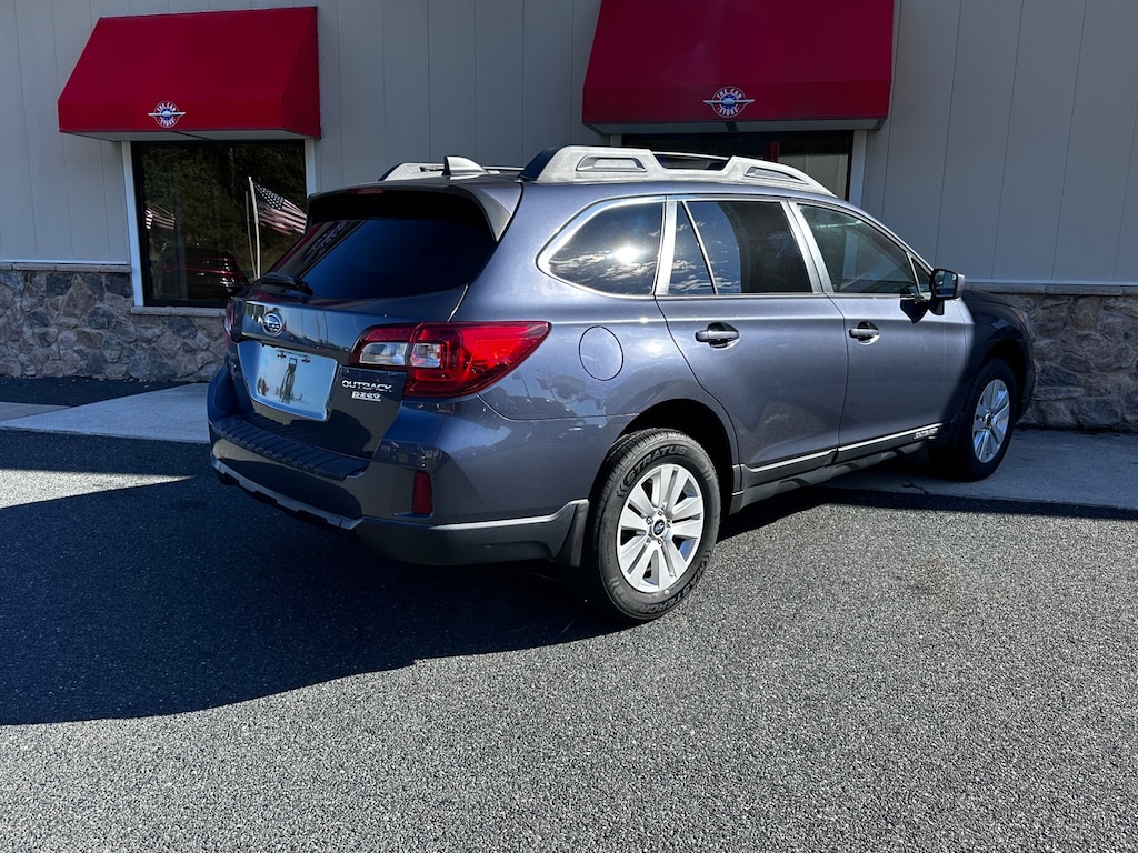 Used 2017 Subaru Outback 2.5i Premium SUV