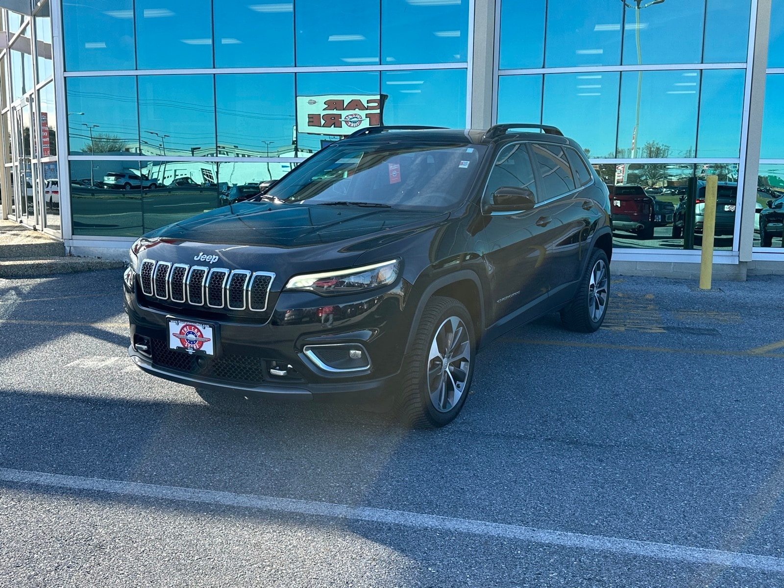 2022 Jeep Cherokee Limited's photo