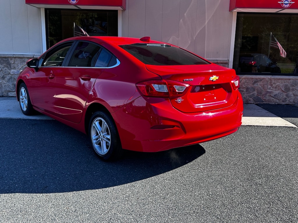 Used 2017 Chevrolet Cruze LT Sedan
