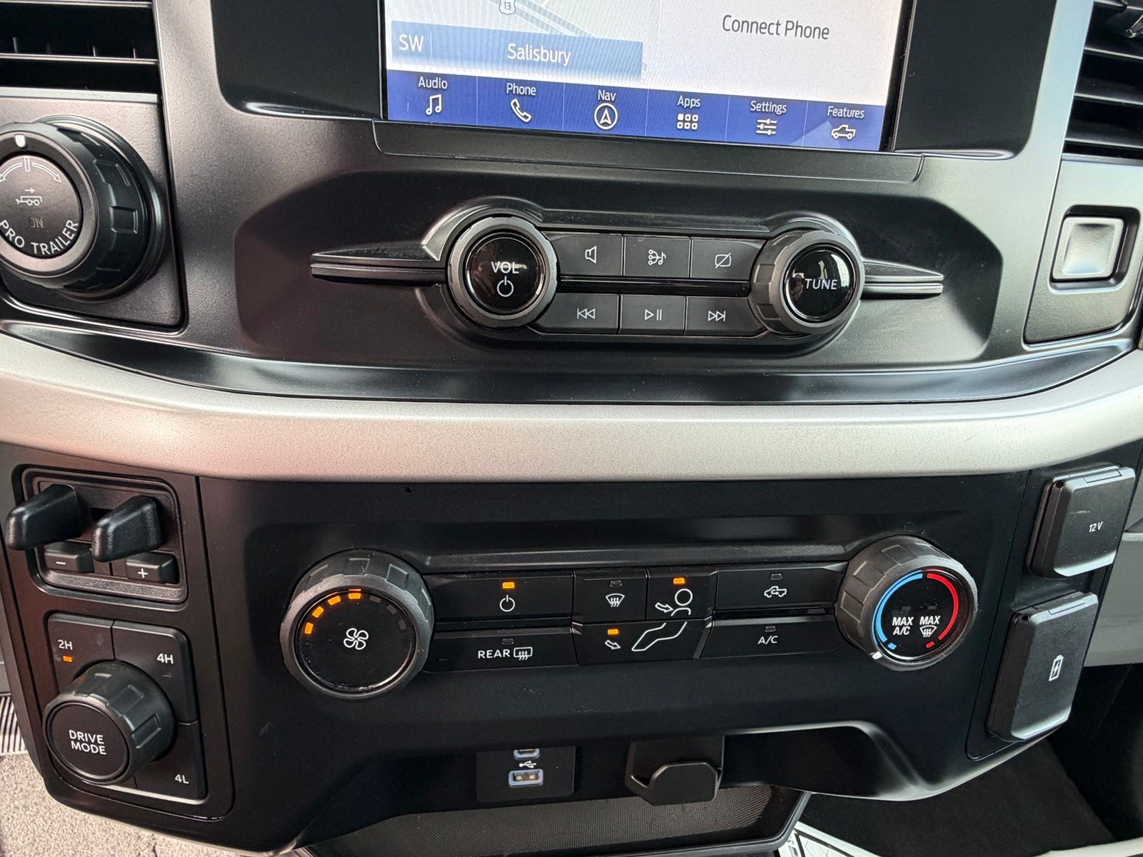 2023 Ford F-150 XLT - Photo 24