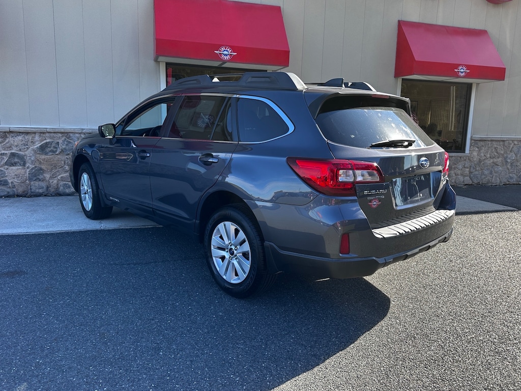 Used 2017 Subaru Outback 2.5i Premium SUV