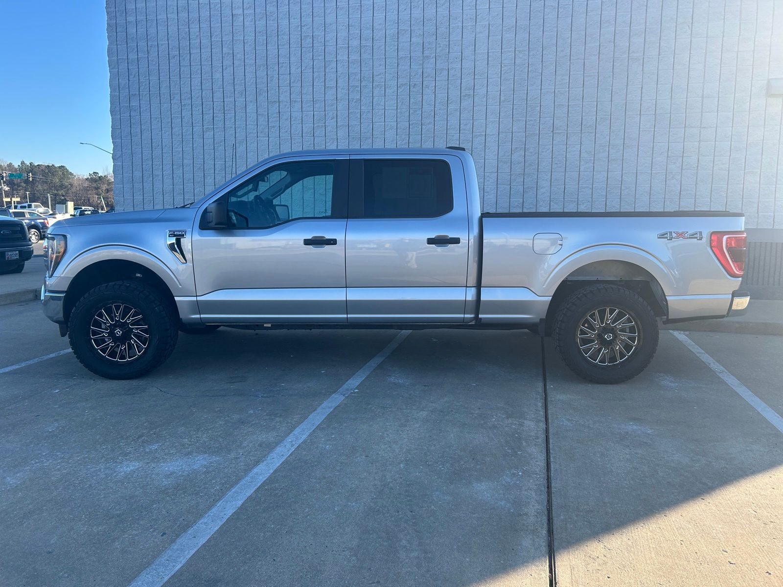 2023 Ford F-150 XL - Photo 8