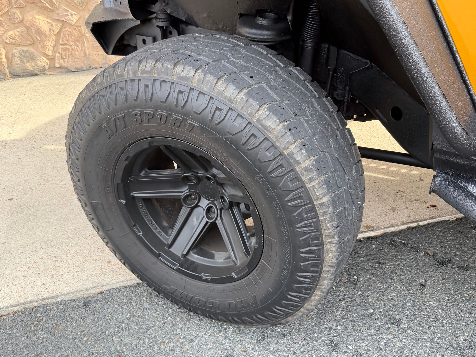 2014 Jeep Wrangler Unlimited Sahara - Photo 5
