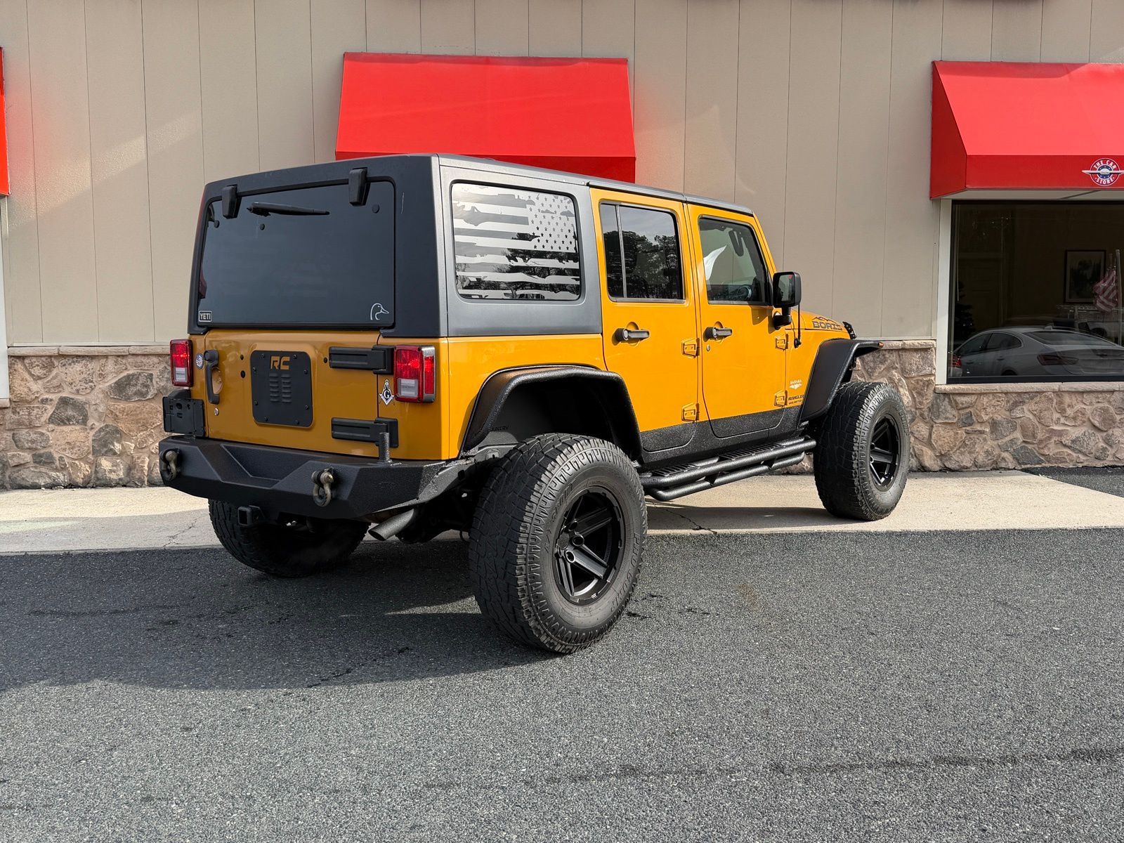 2014 Jeep Wrangler Unlimited Sahara - Photo 3