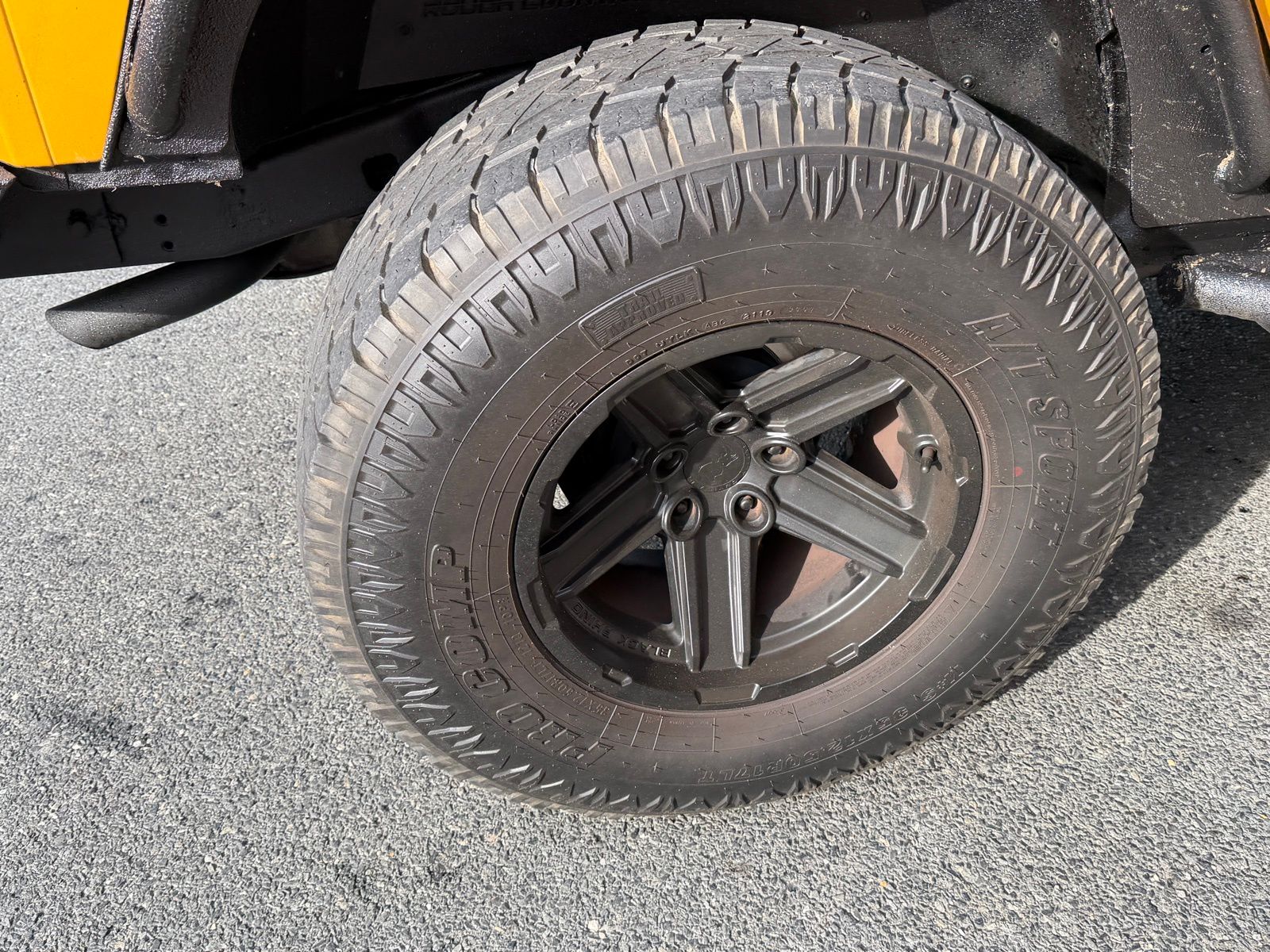 2014 Jeep Wrangler Unlimited Sahara - Photo 9